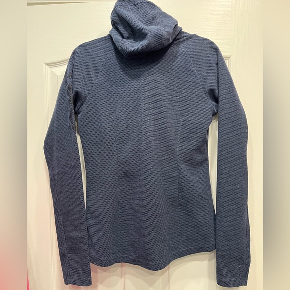 Hoodie/Jacket - Picture 2 of 4